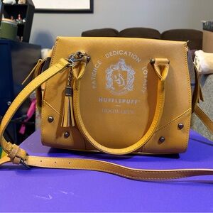 Bioworld Hufflepuff Gold Satchel